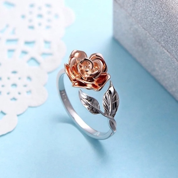 Enchanted Rose Beauty & Beast Ring - Picture 3 of 8